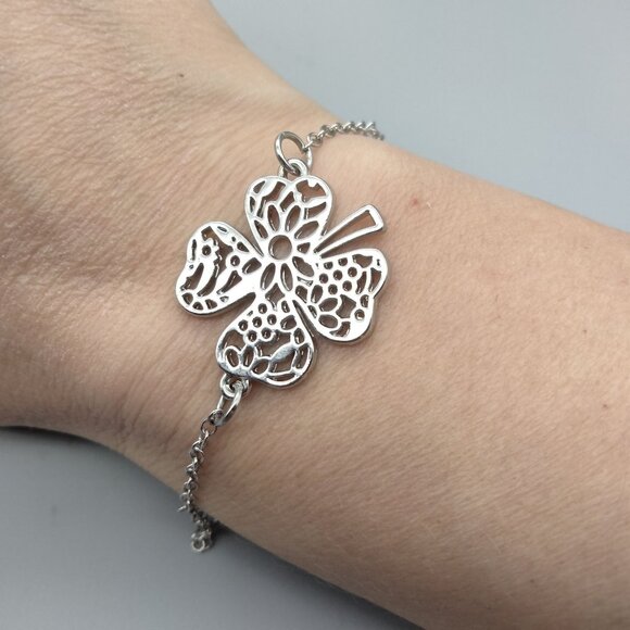 Lucky Shamrock CottageCore LBVYR Silver Tone Bracelet Anklet Adjustable 8.5" - Picture 1 of 6